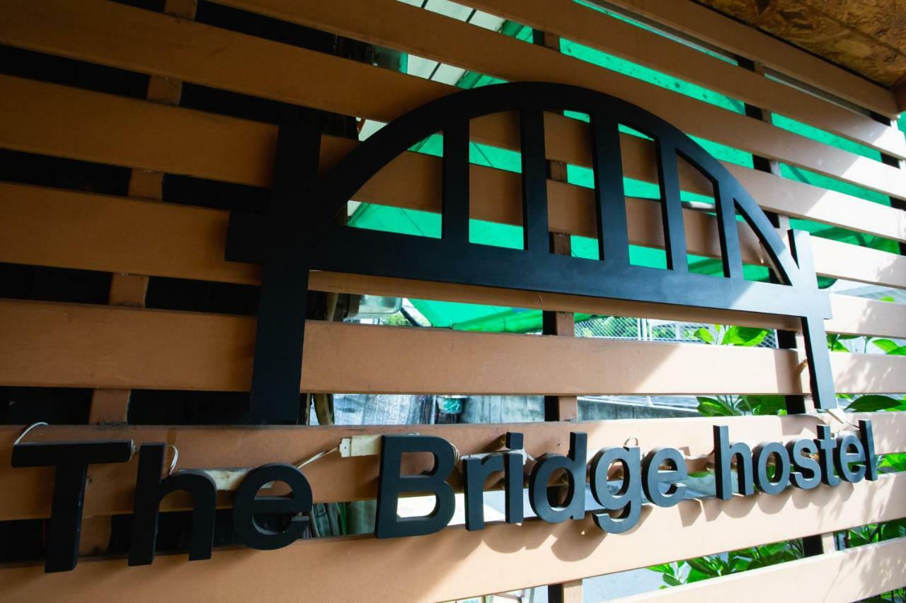 The Bridge Hostel Bangkok Esterno foto