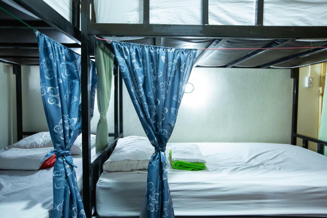 The Bridge Hostel Bangkok Esterno foto