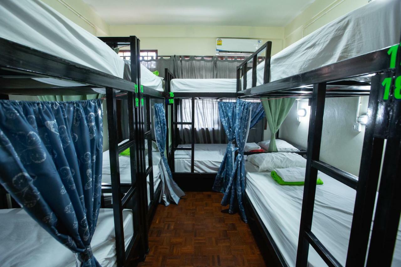 The Bridge Hostel Bangkok Esterno foto