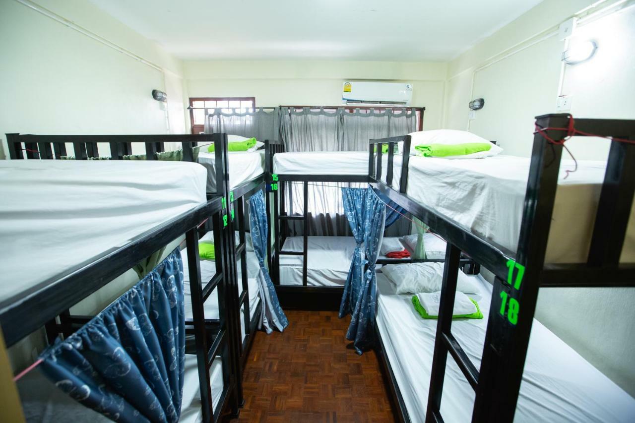 The Bridge Hostel Bangkok Esterno foto