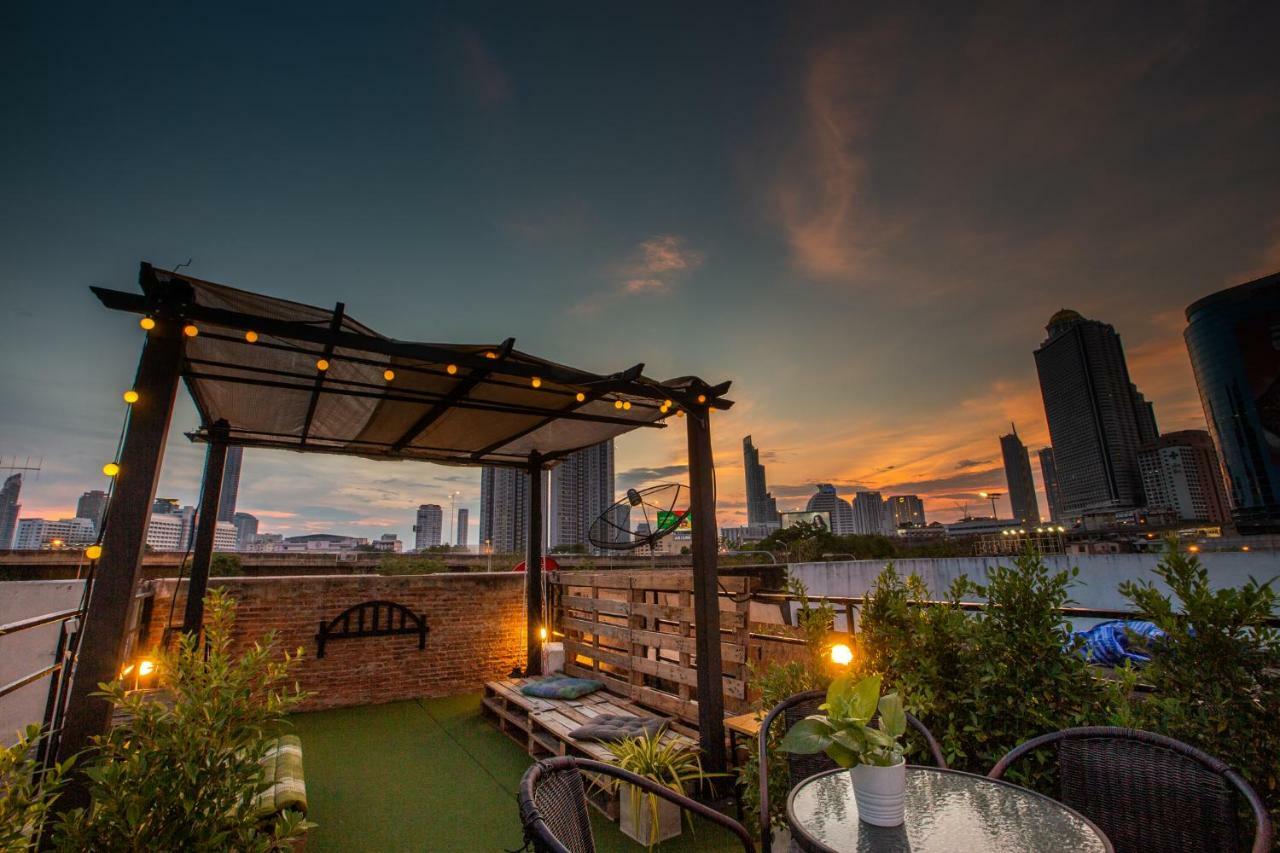 The Bridge Hostel Bangkok Esterno foto