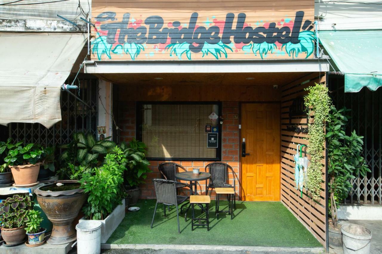 The Bridge Hostel Bangkok Esterno foto