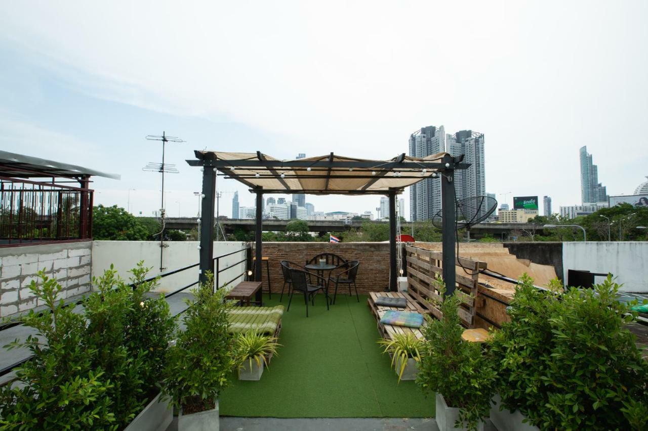 The Bridge Hostel Bangkok Esterno foto