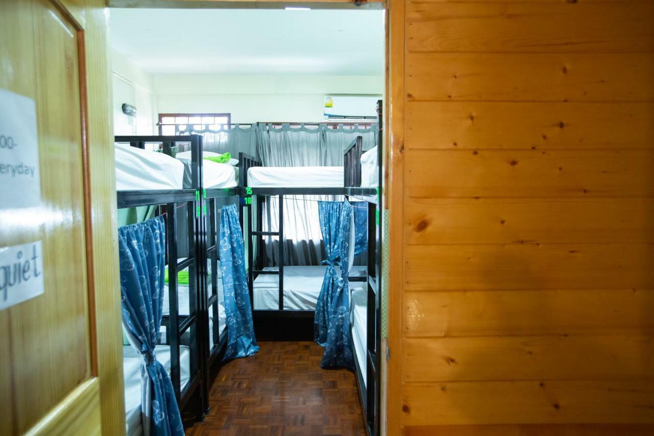 The Bridge Hostel Bangkok Esterno foto